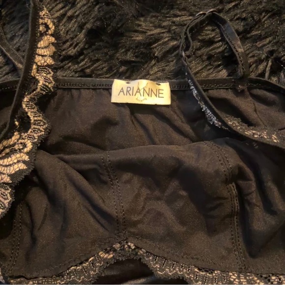 Black slip tank top - Picture 3 of 3